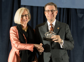 Distinguished Alumna Award 